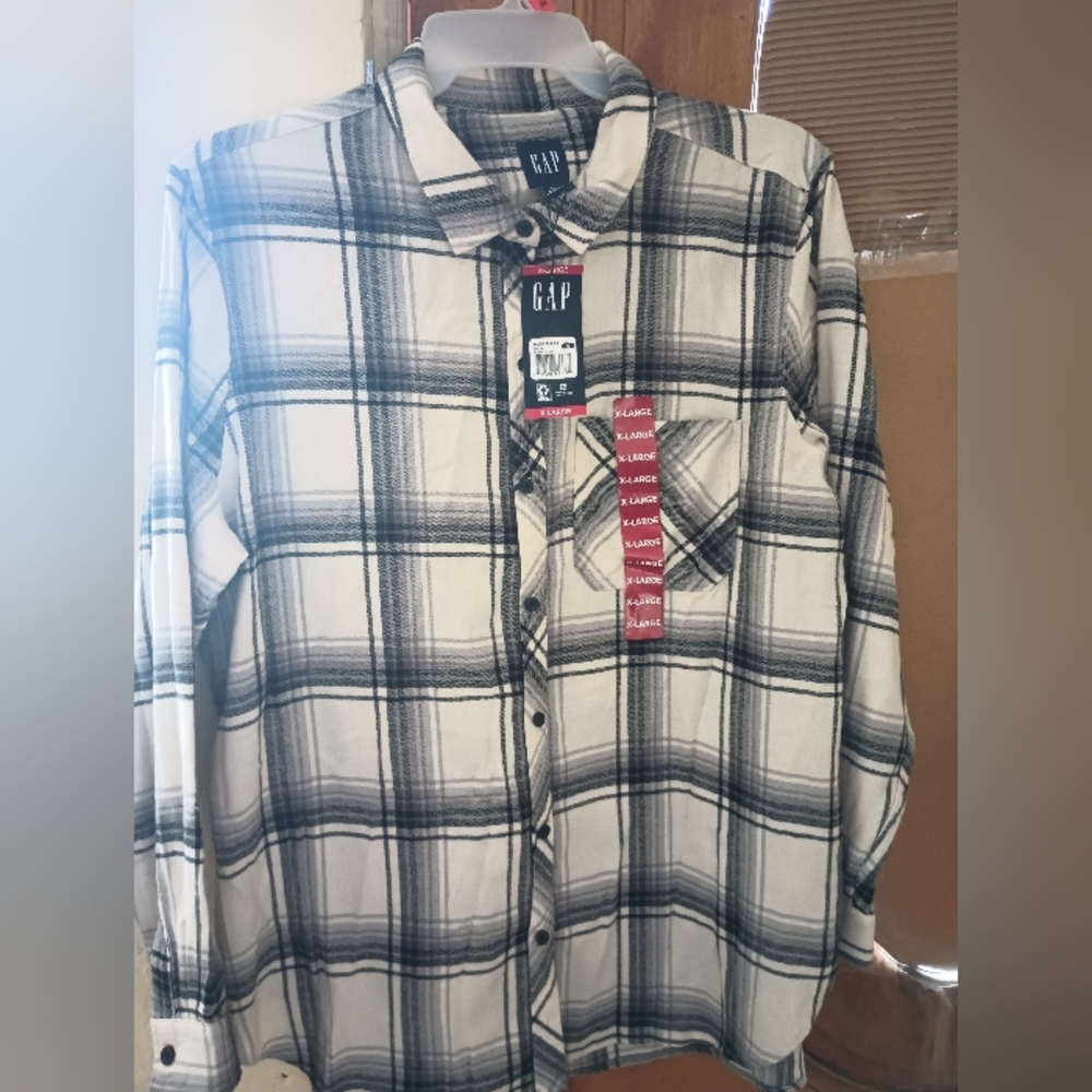 GAP Women's Plaid Flannel